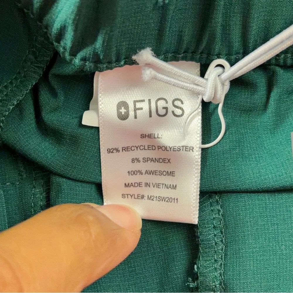 Figs Jogger‎ Scrub Pants Eco Cape Cargo Classic Mens Size Small Amazon Green NWT